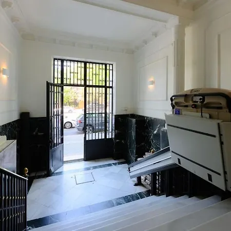 Encantador Apartamento TEMPORAL céntrico con Patio Privado MPE51-3